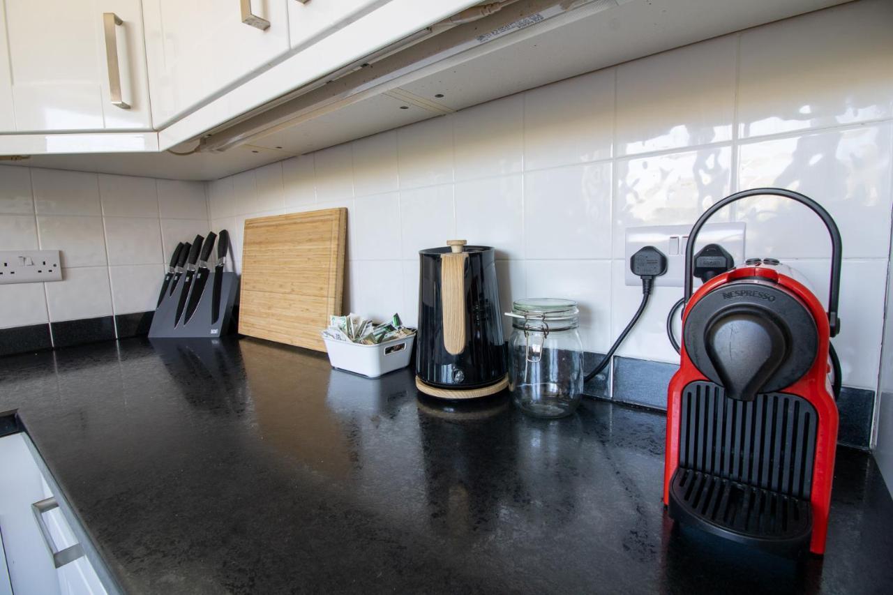 Laurels- 3-Beds, Parking, Short Walk To Beach Torquay Bagian luar foto